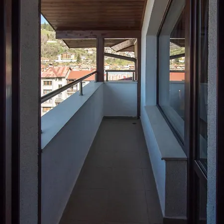 Apartment мансарда с фантастични гледки и две спални