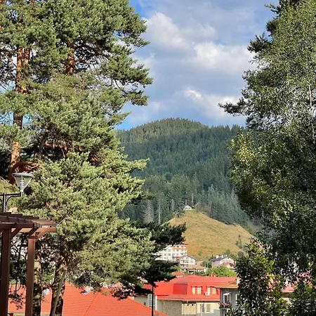 Appartement мансарда с фантастични гледки и две спални *