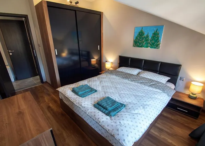 мансарда с фантастични гледки и две спални