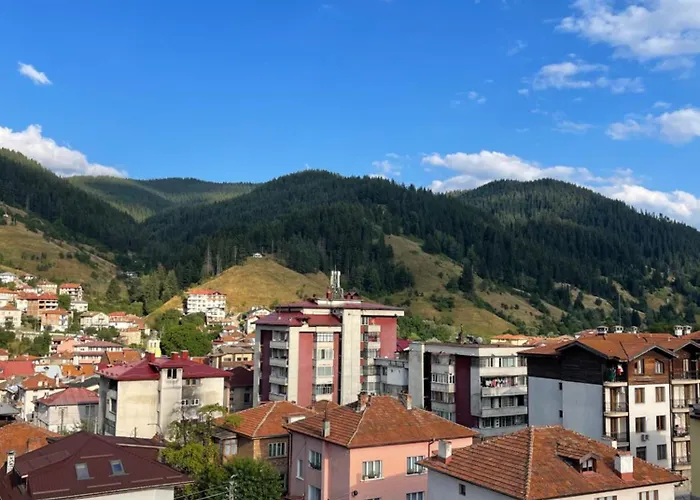 мансарда с фантастични гледки и две спални *